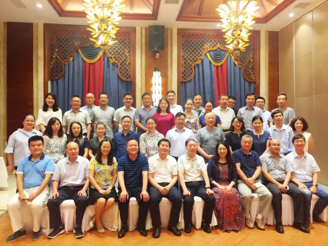 不忘初心 校企共育∣樂博職校參加省激光協(xié)會校企合作專題沙龍